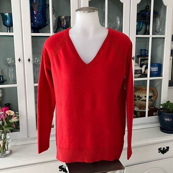 Gap Red Sweater V-neck Size XS - Picture 2 of 7